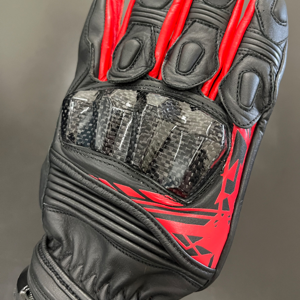 “オリジナルカーボンナックルプロテクター”