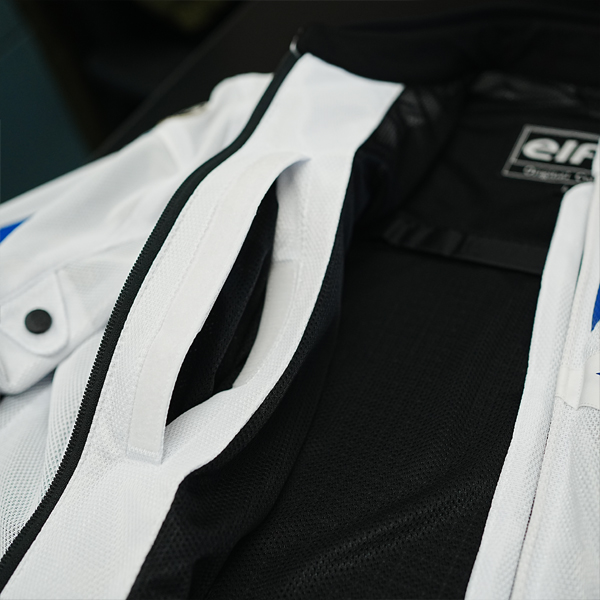 “オプション胸部プロテクター収納袋”