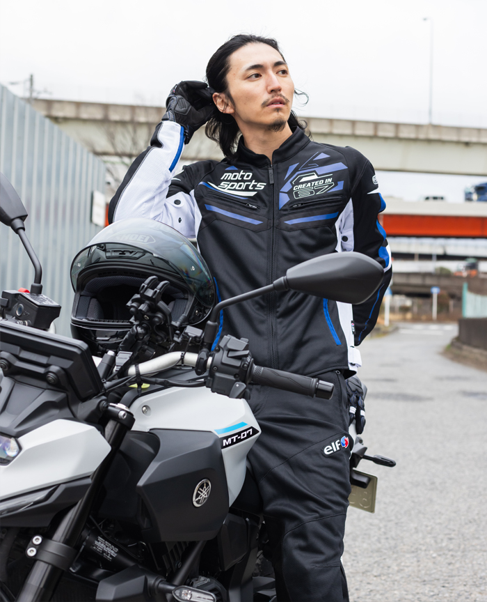 ■フロントスタイル　［ブラック＆ブルー］　身長180cm　体重65kg　着用サイズL