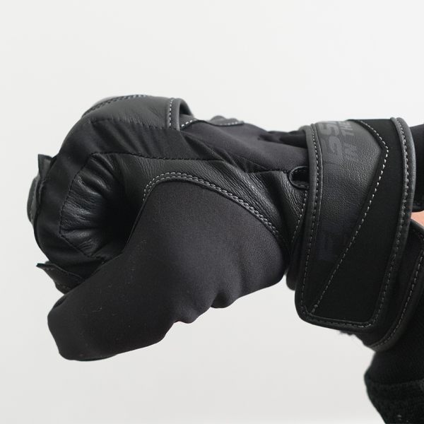 シントラスティグローブ フラッグシップ オートバイ専用