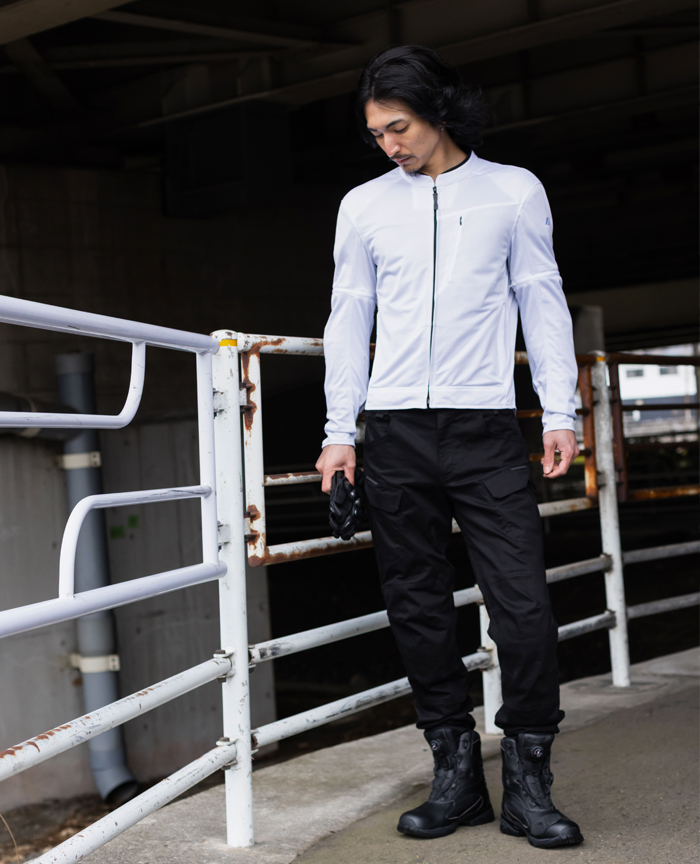 ■フロントスタイル　［ホワイト］　身長180cm　体重65kg　着用サイズL