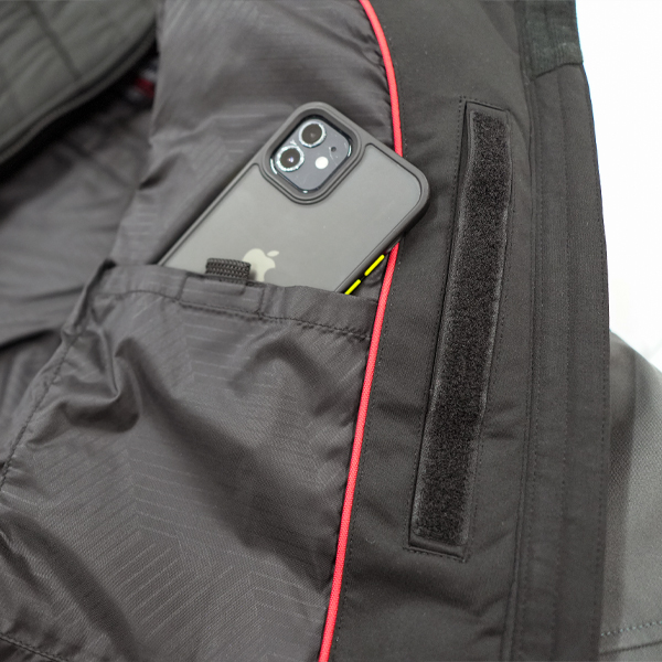 “内ポケット”