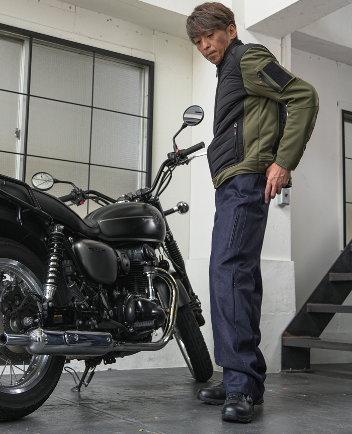 ■サイド　［インディゴブルー］　身長178cm　体重59kg　着用サイズL