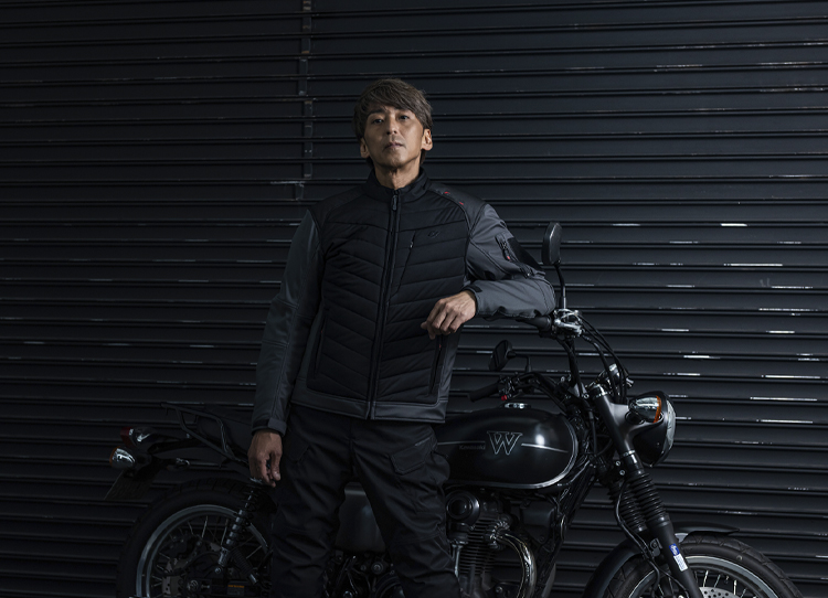 フード付きブラックフィッシングジャケット 撥水加工テクニカルフードジャケット - ブラック | ZARA Japan